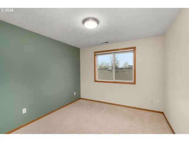 $575,000 | 806 Southeast 73rd Avenue, Hillsboro, OR 97123