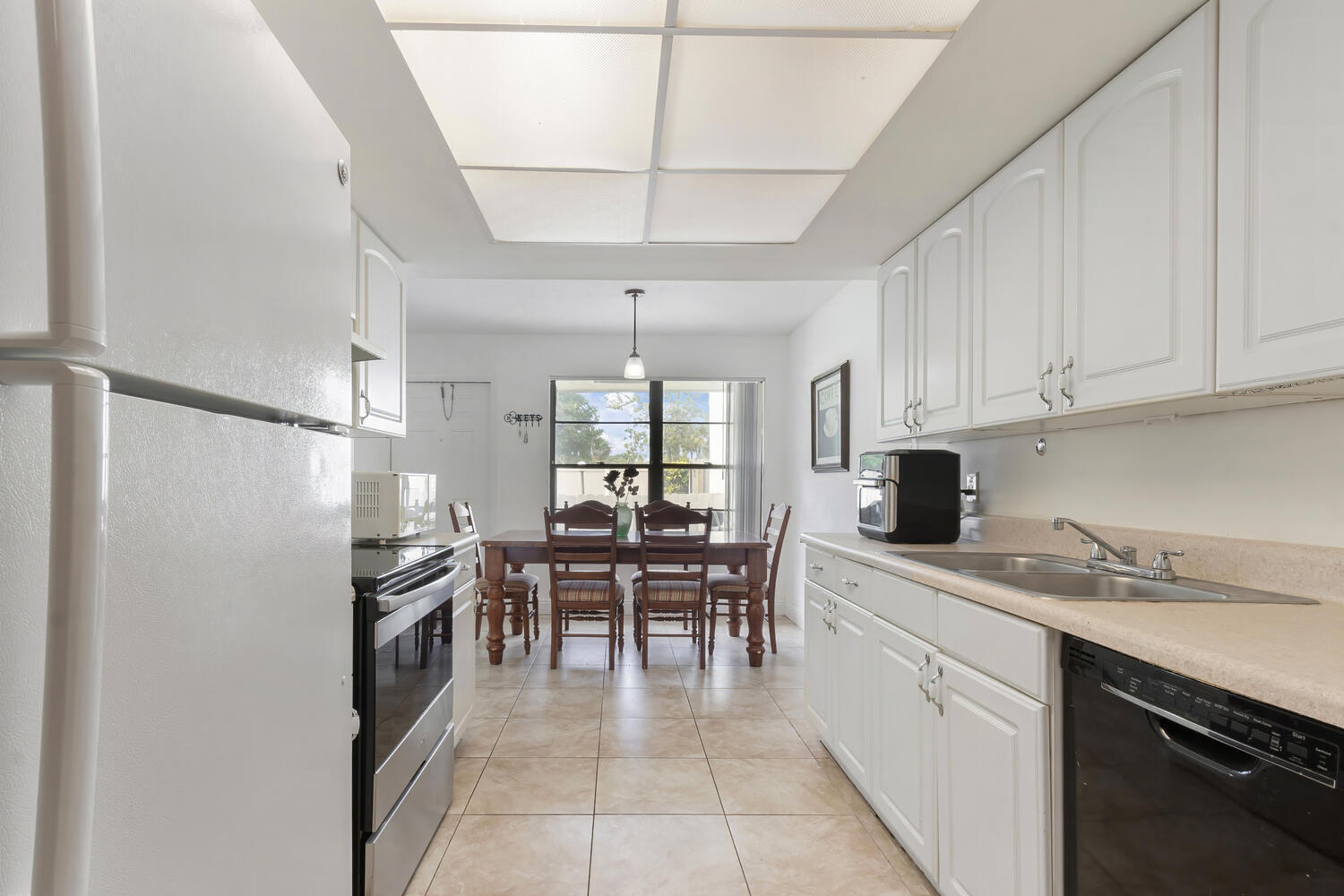 431 Jupiter Lakes Boulevard, Unit 2132C Jupiter, FL 33458 - Photo 14 of 25 431 Jupiter Lakes Blvd 2132c-large-016-0