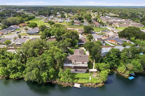 $549,900 | 960 Lake Cove Trail, Lakeland, FL 33813