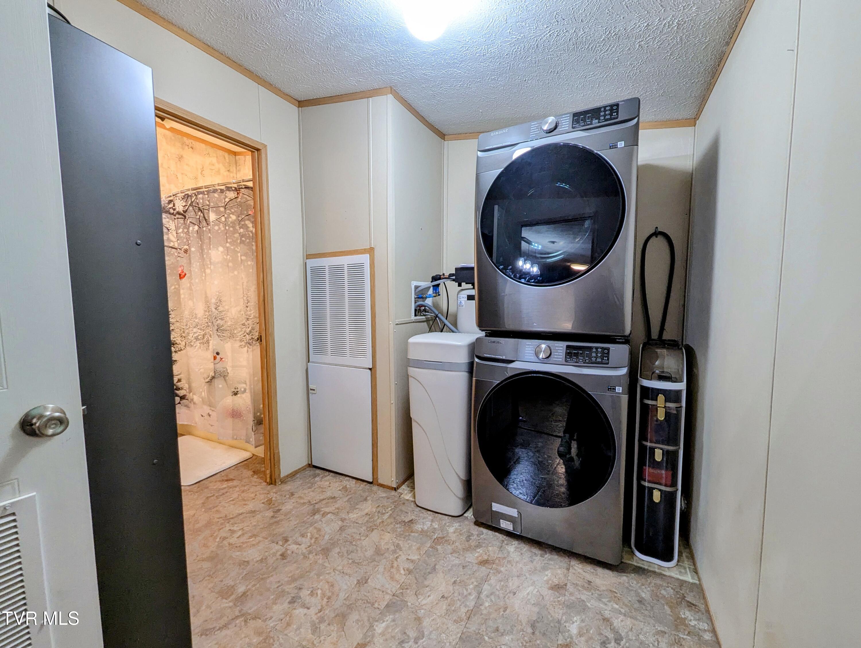 270 Payne Ridge Road Church Hill, TN 37642 - Photo 15 of 33 Laundry