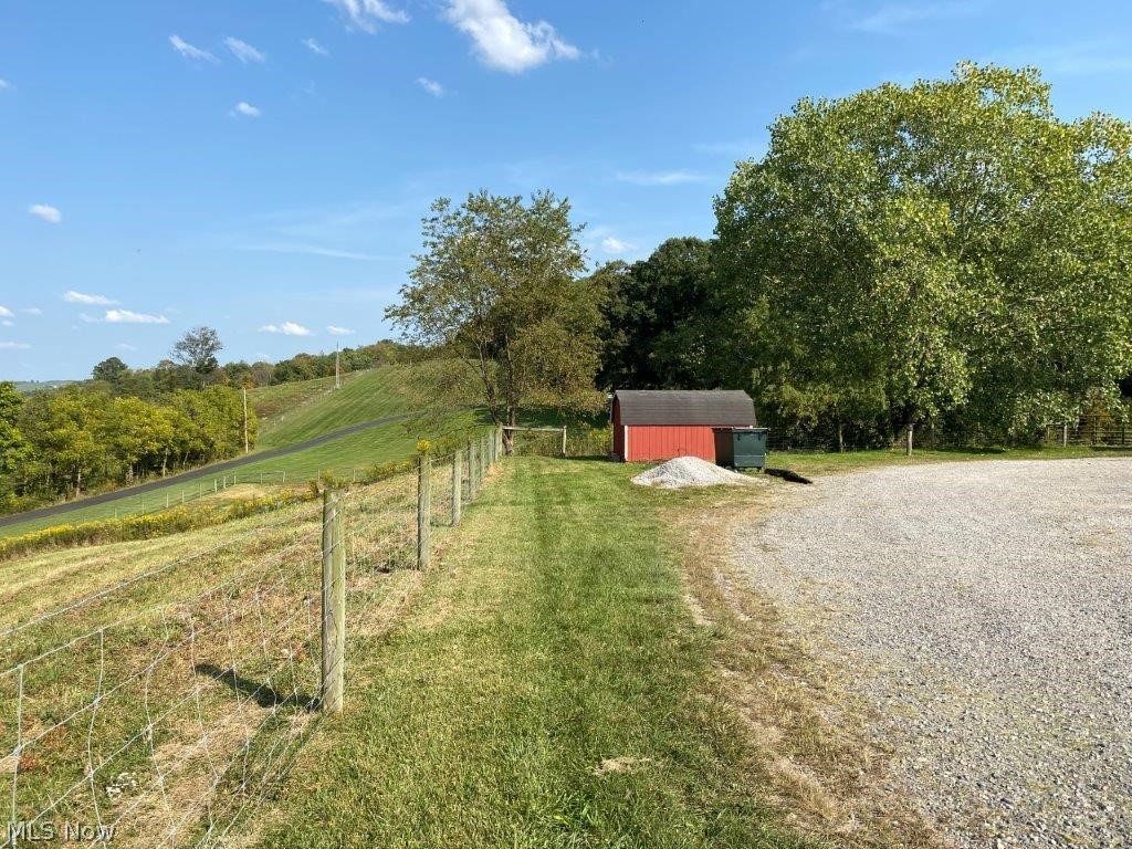 3519 Oak Ridge Road Northwest Sugarcreek, OH 44681 - Photo 4 of 30 Gallery Image 4