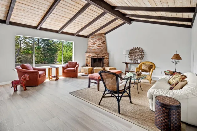 $1,199,000 | 5 Stratford Place, Monterey, CA 93940