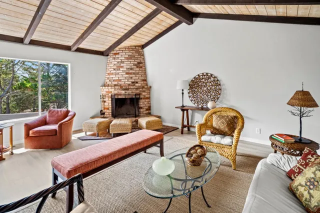 $1,199,000 | 5 Stratford Place, Monterey, CA 93940