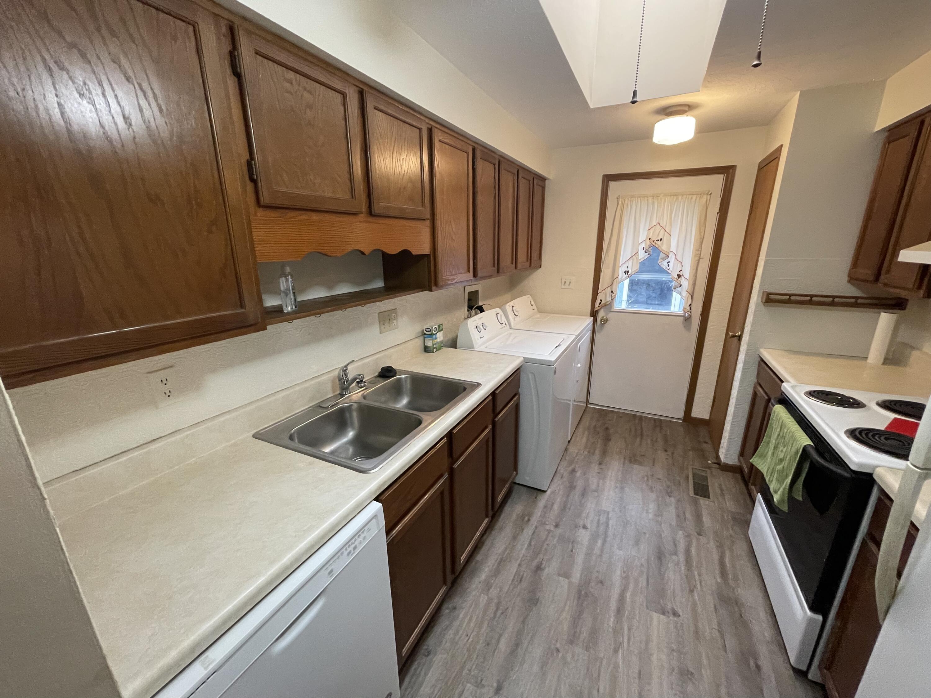 4544 Ridgewood Road East Springfield, OH 45503 - Photo 10 of 14