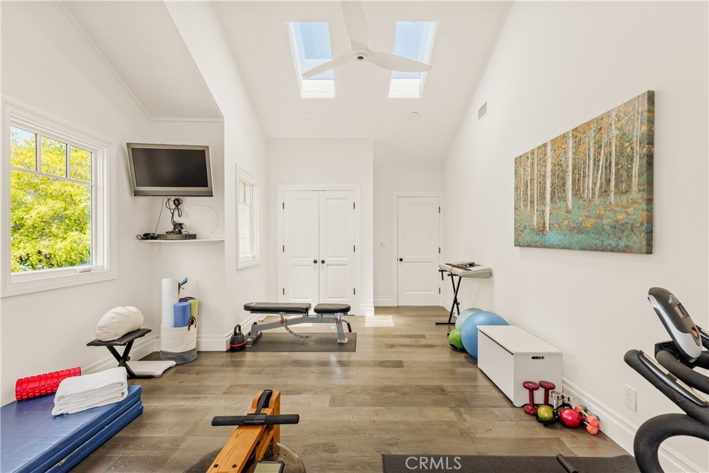 6415 Riggs Place Los Angeles, CA 90045 - Photo 28 of 33