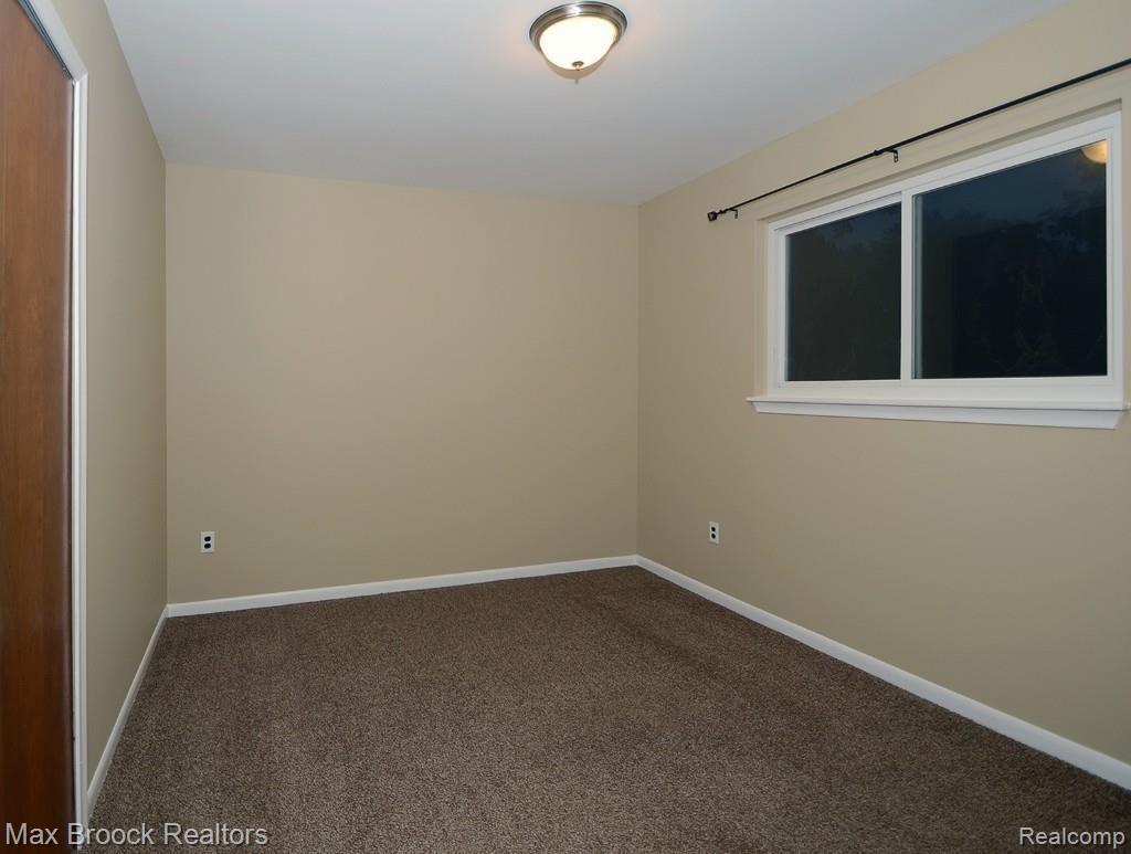 2032 Romeo Street Ferndale, MI 48220 - Photo 6 of 10 romeo mbr2.jpg