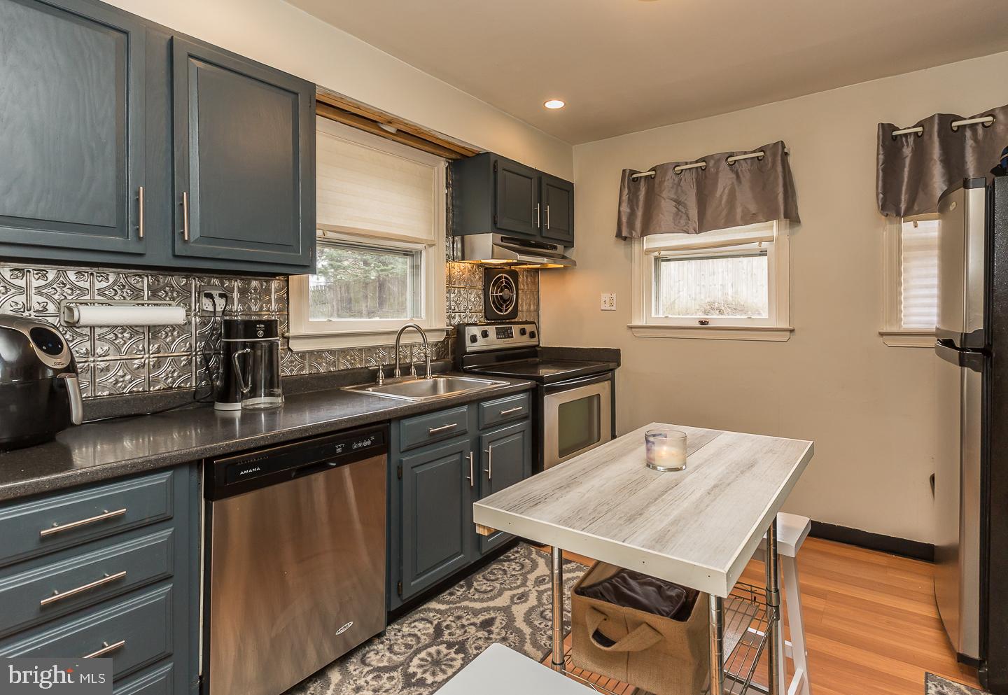1421 Steel Road Havertown, PA 19083 - Photo 10 of 23
