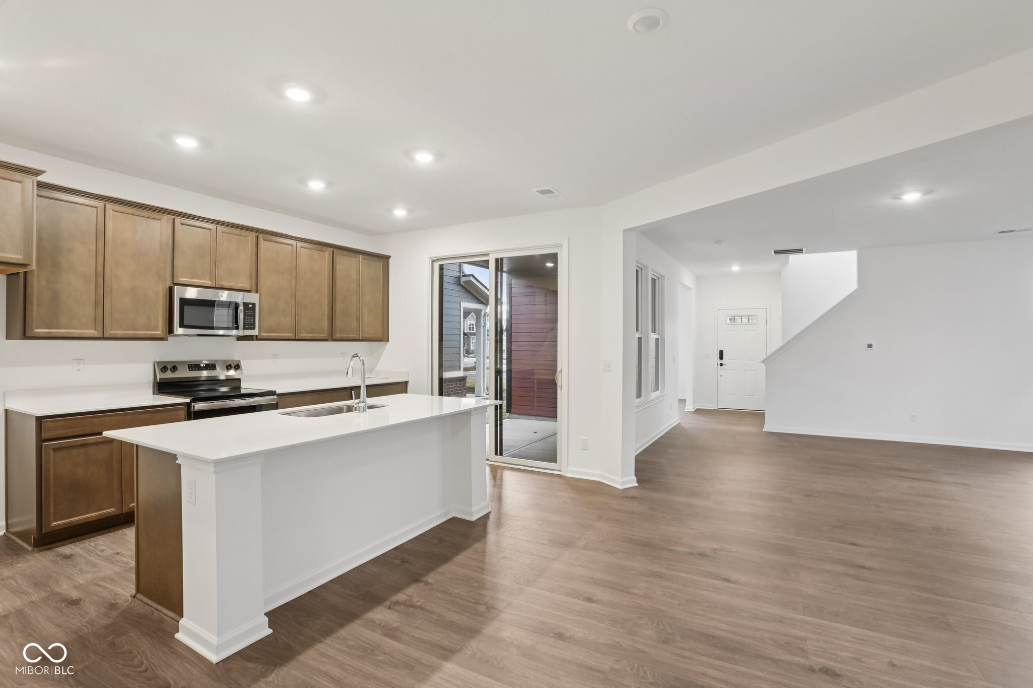 9299 Loyola Way Plainfield, IN 46168 - Photo 7 of 39