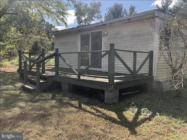 399 South Burlington Road Bridgeton, NJ 08302 - Photo 11 of 12 Back Deck
