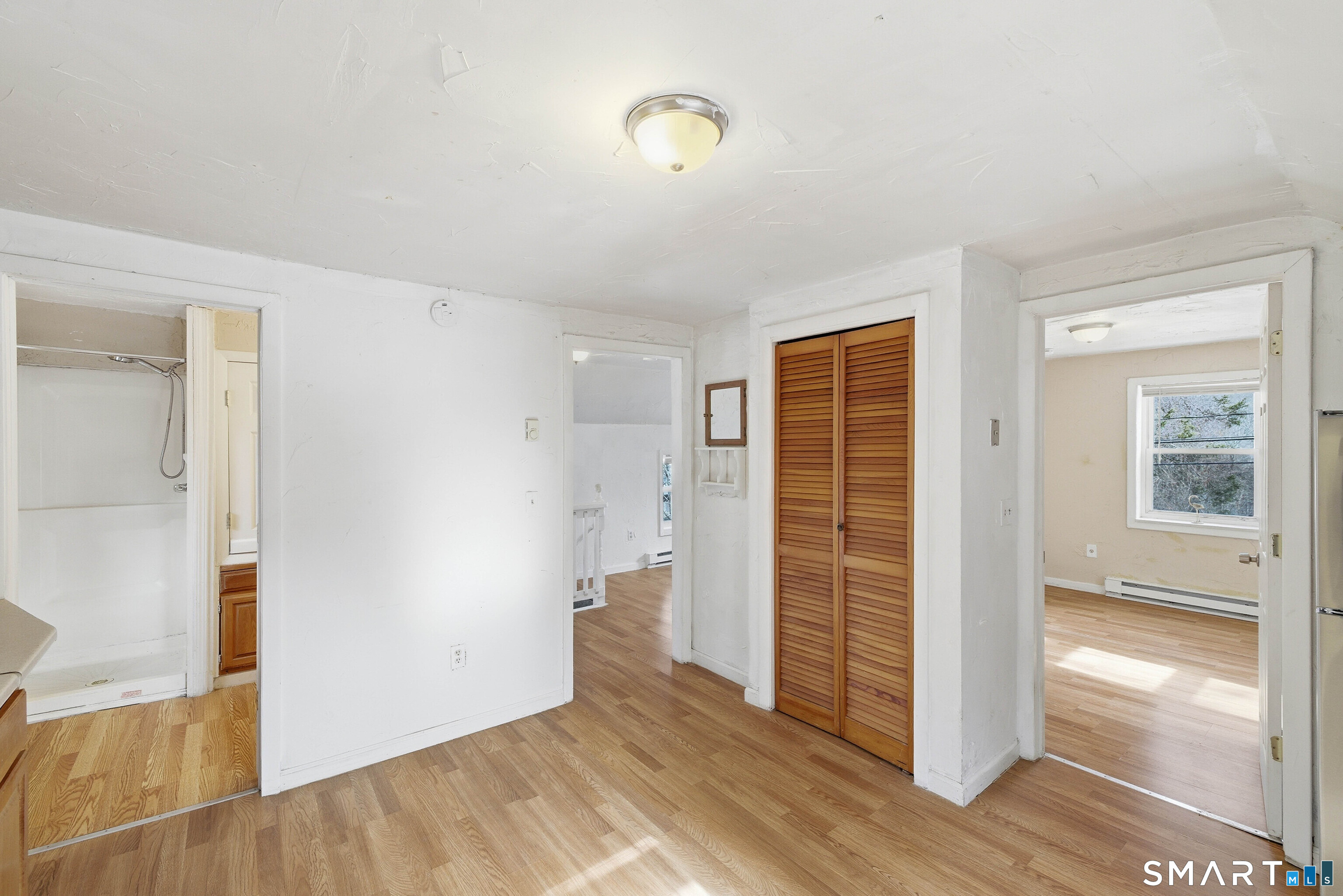 4 Pequot Road Montville, CT 06382 - Photo 20 of 40