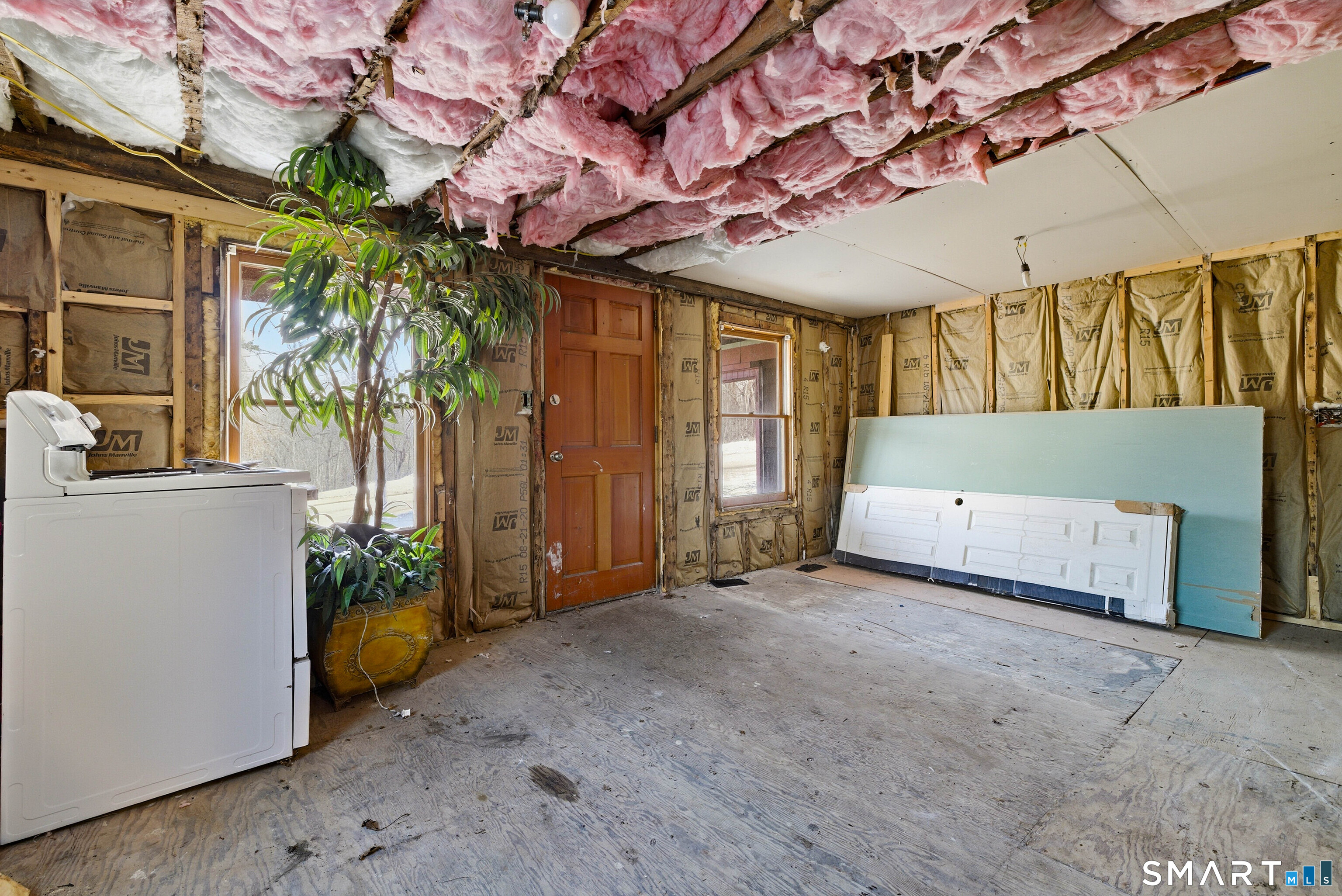 4 Pequot Road Montville, CT 06382 - Photo 26 of 40