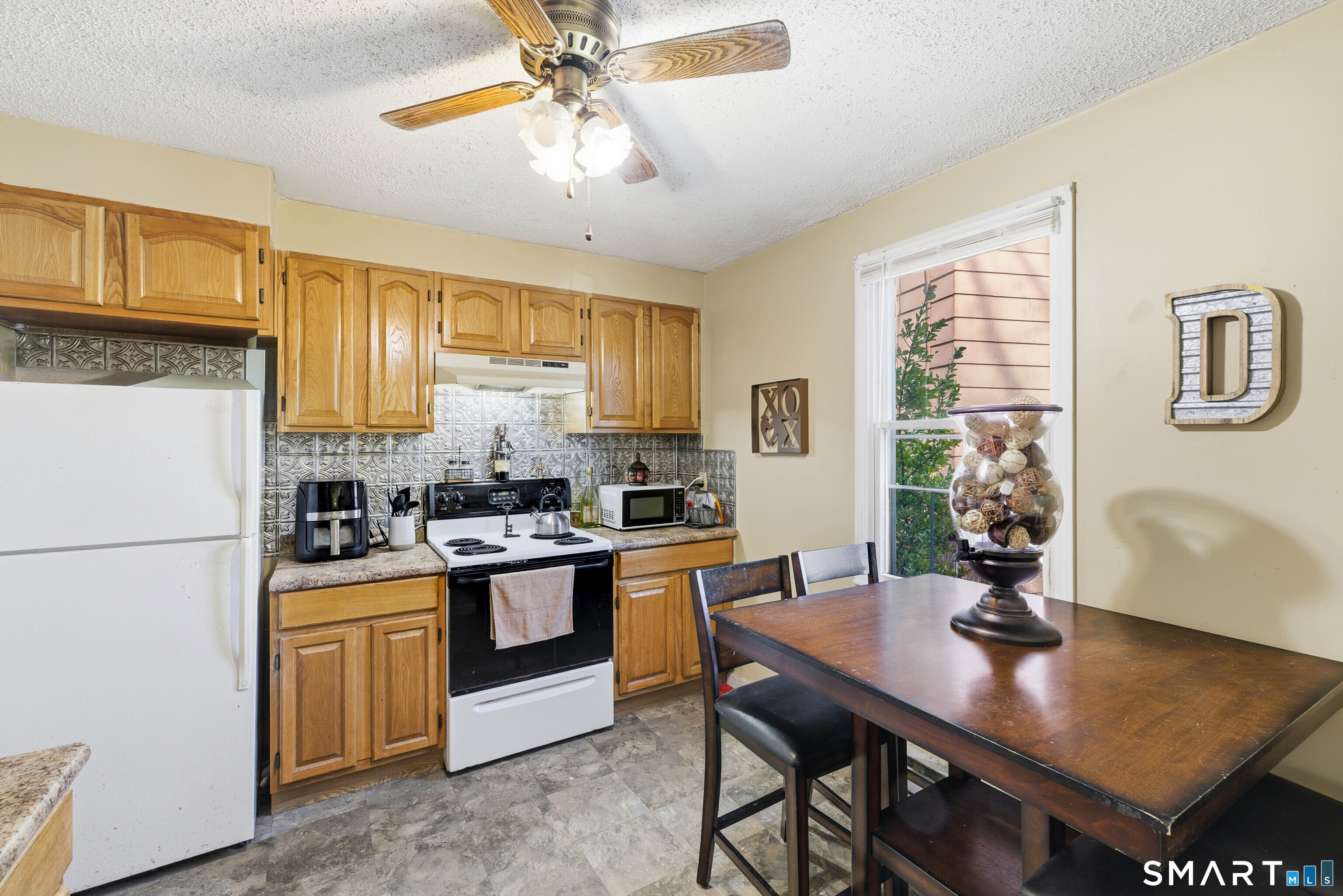 4 Pequot Road Montville, CT 06382 - Photo 35 of 40