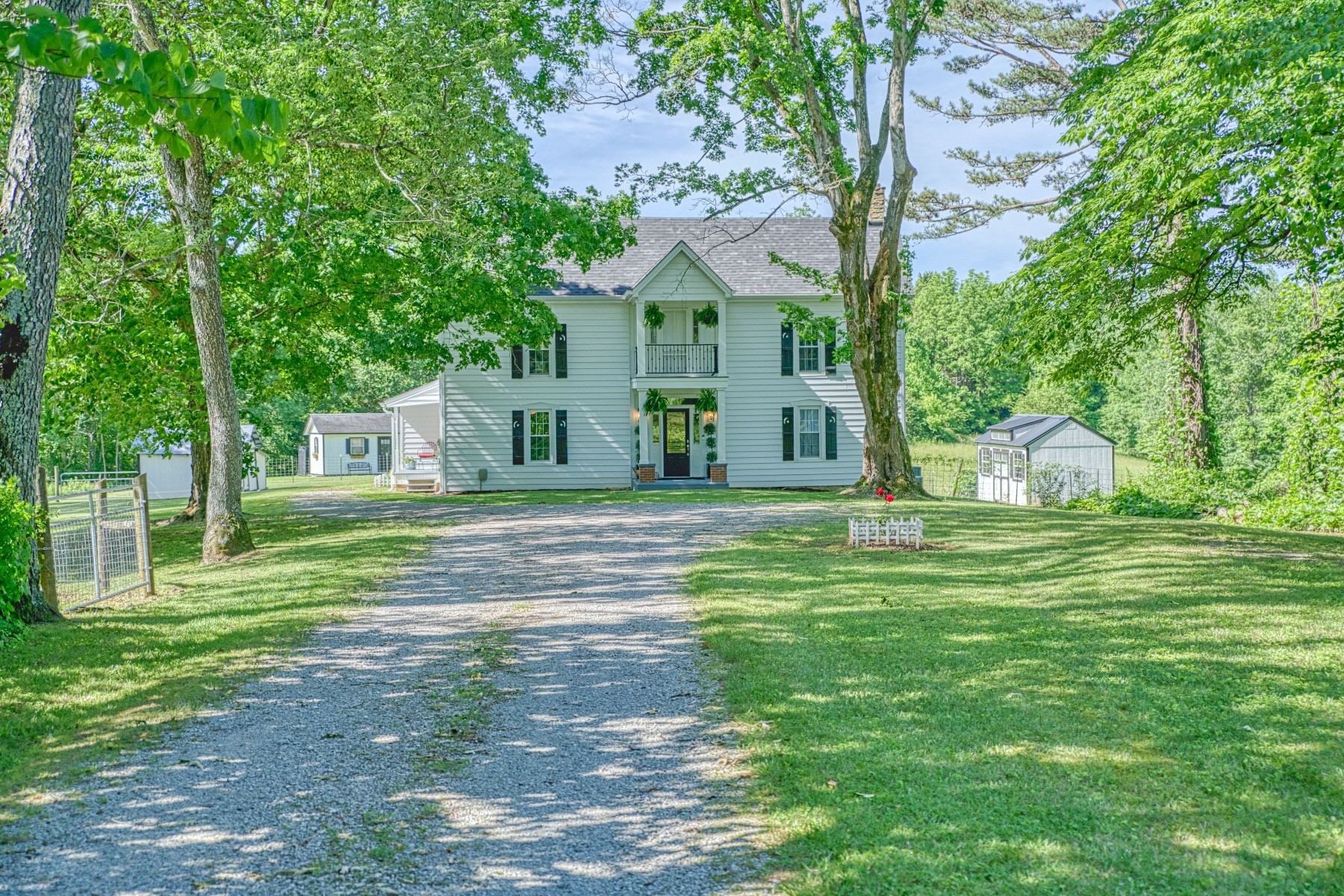 427 Frank Sims Road Sparta, TN 38583 - Photo 4 of 46