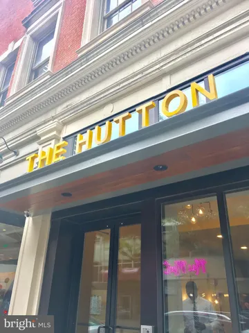 $3,100 | 105 South 18th Street, Unit 4A, Philadelphia, PA 19103