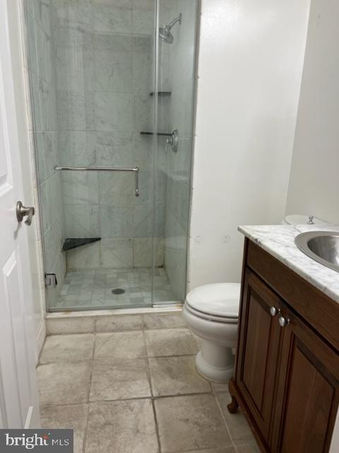 105 South 18th Street, Unit 4A Philadelphia, PA 19103 - Photo 14 of 18 2nd Bathroom