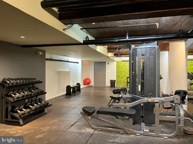 $3,100 | 105 South 18th Street, Unit 4A, Philadelphia, PA 19103