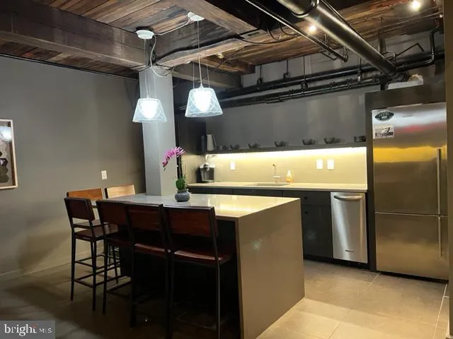 $3,100 | 105 South 18th Street, Unit 4A, Philadelphia, PA 19103