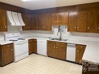 201 Vfw Road Morganton, NC 28655 - Photo 8 of 21 Gallery Image 8