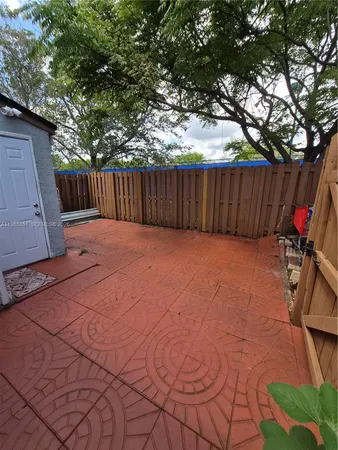 $2,600 | 15421 Southwest 81st Cir Lane, Unit 24, Miami, FL 33193