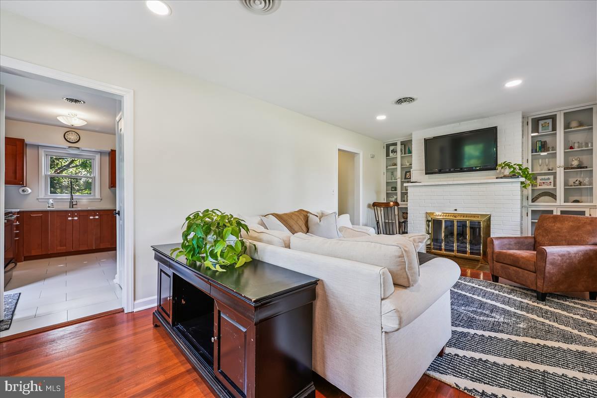 21101 Clarksburg Road Boyds, MD 20841 - Photo 15 of 69