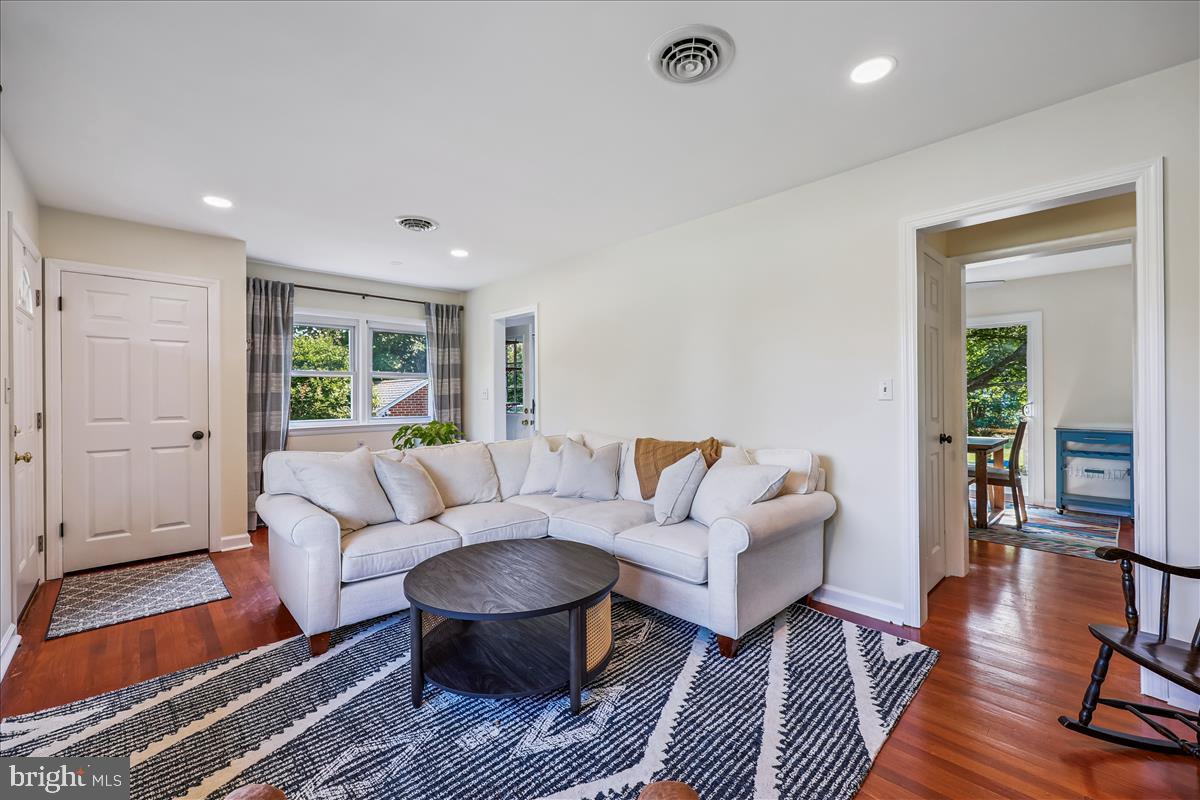 21101 Clarksburg Road Boyds, MD 20841 - Photo 16 of 69