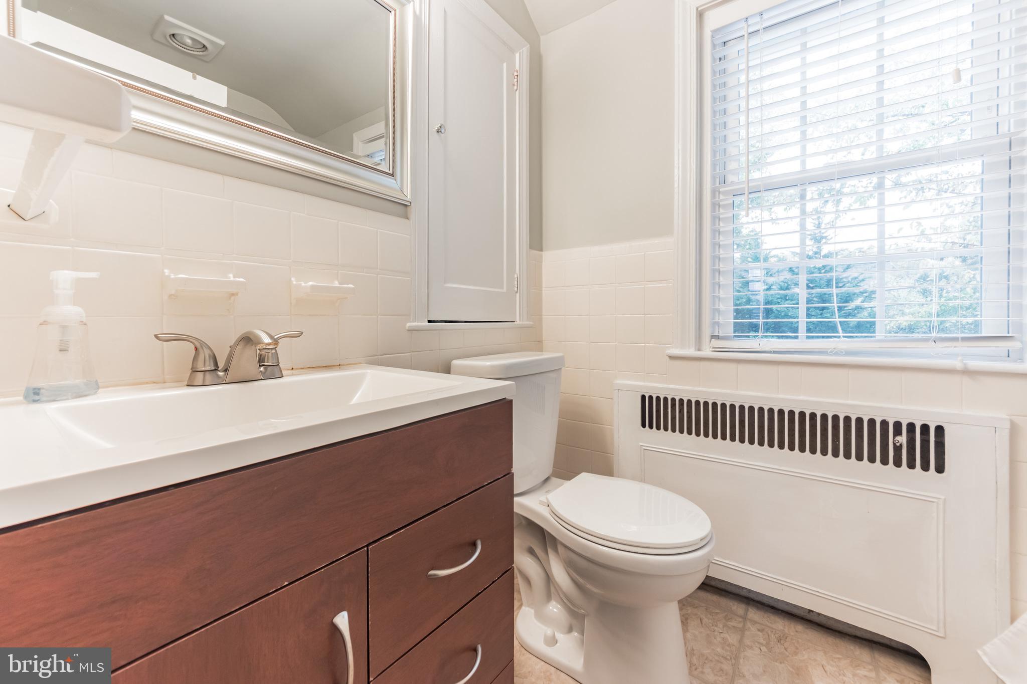 716 Brooke Road Glenside, PA 19038 - Photo 12 of 30 Gallery Image 12