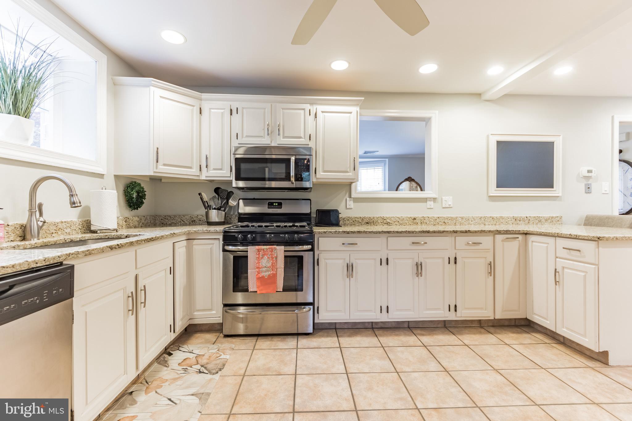716 Brooke Road Glenside, PA 19038 - Photo 9 of 30 Gallery Image 9