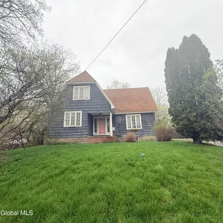 $199,900 | 375 West Main Street, Amsterdam, NY 12010