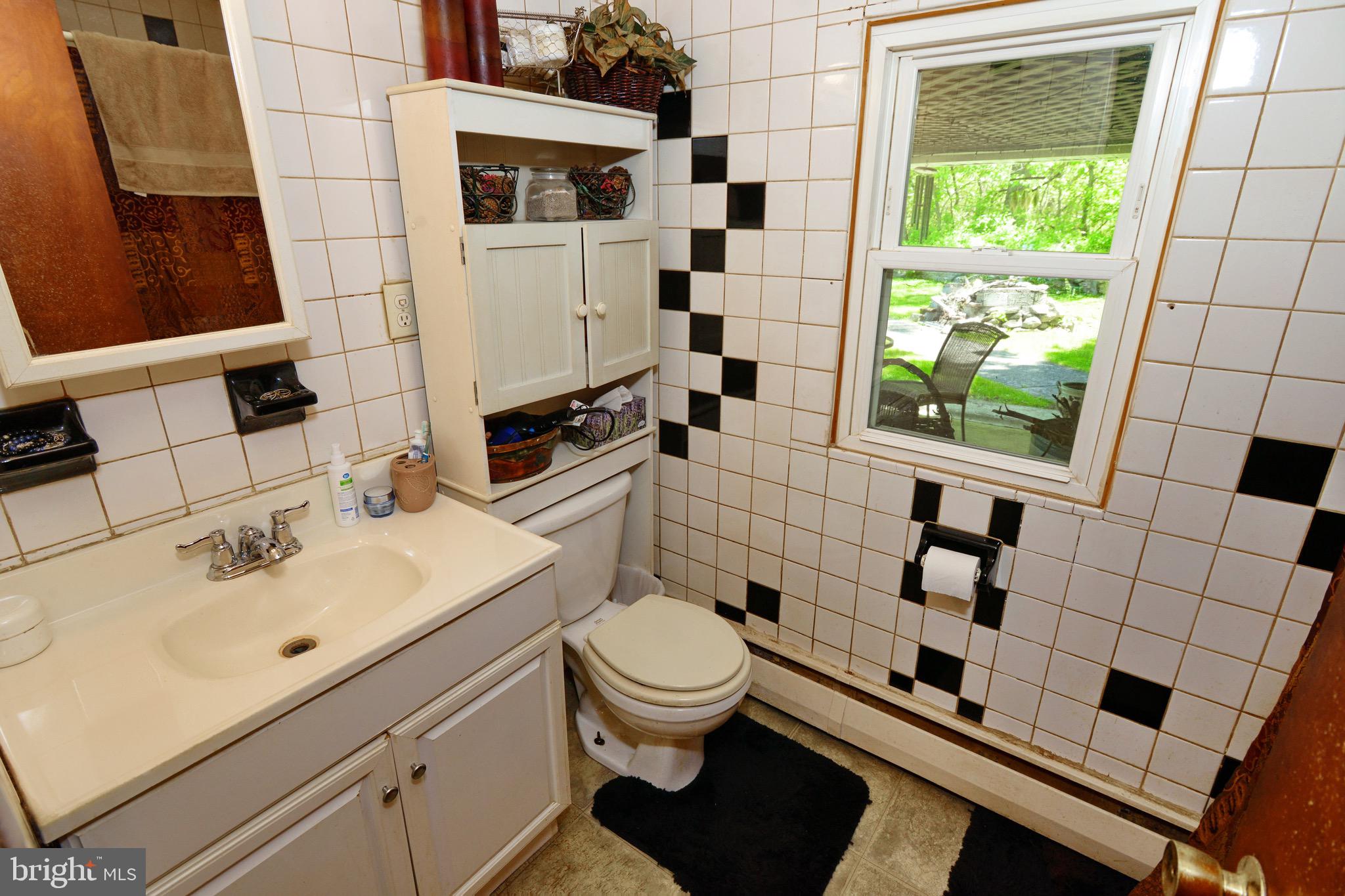 4650 Shimerville Road Emmaus, PA 18049 - Photo 19 of 28 Gallery Image 19