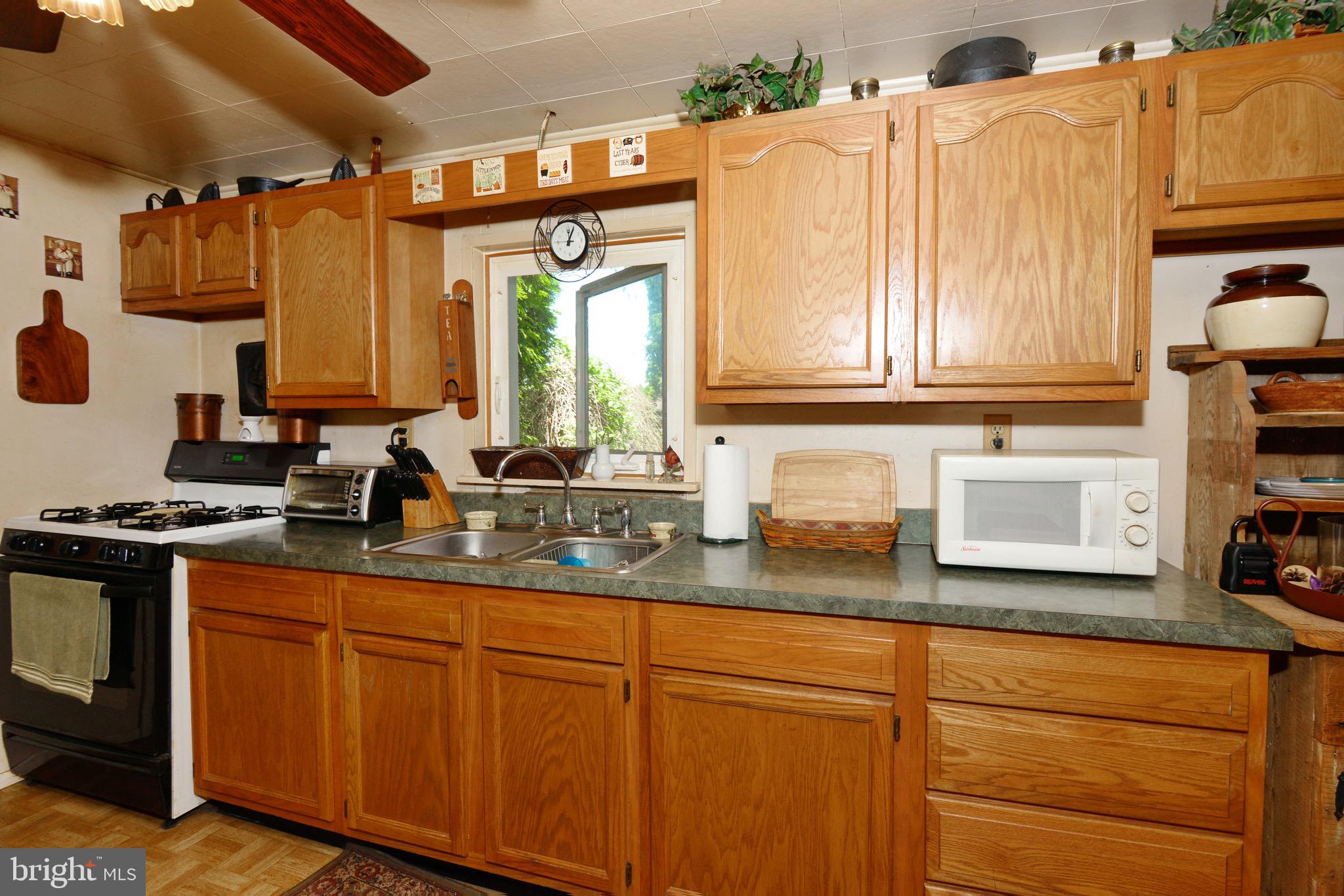 4650 Shimerville Road Emmaus, PA 18049 - Photo 10 of 28 Gallery Image 10