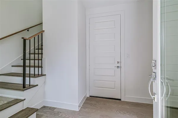 $3,100 | 6028 Lewis Street, Unit 202, Dallas, TX 75206