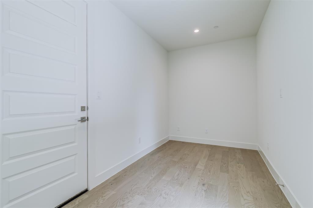 6028 Lewis Street, Unit 202 Dallas, TX 75206 - Photo 8 of 37 a view of room