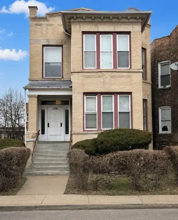 $1,320 | 1320 West 64th Street, Unit 1, Chicago, IL 60636