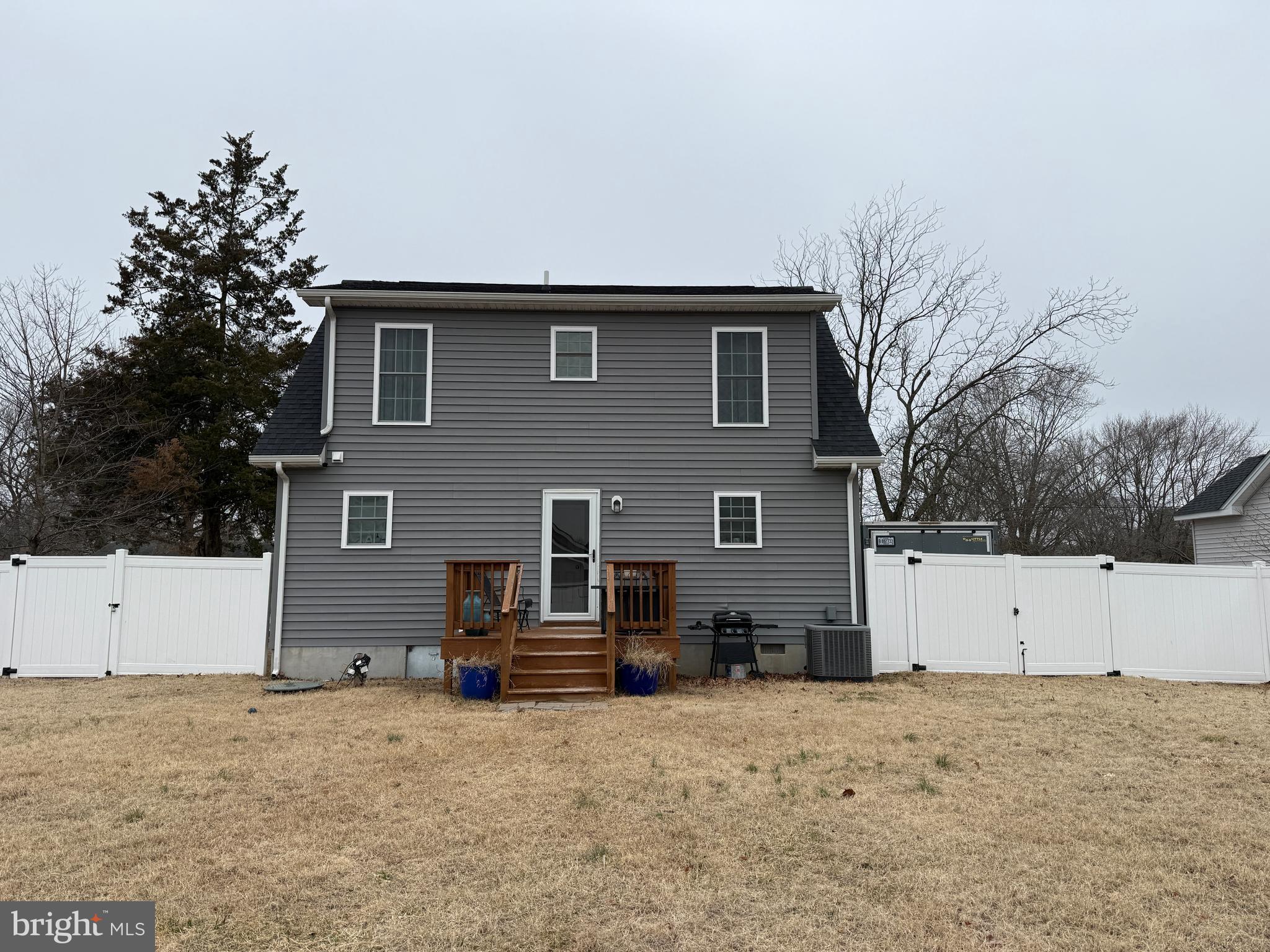 113 State Street Sharptown, MD 21861 - Photo 17 of 18 a house view with a outdoor space