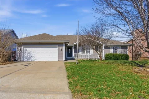 $399,000 | 3708 Richmond Drive, Leavenworth, KS 66048