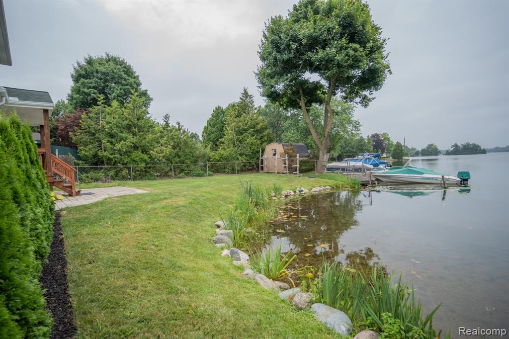1319 Rochester Road Leonard, MI 48367 - Photo 49 of 51