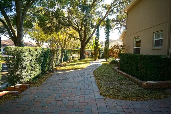 a view of outdoor space yard and green space