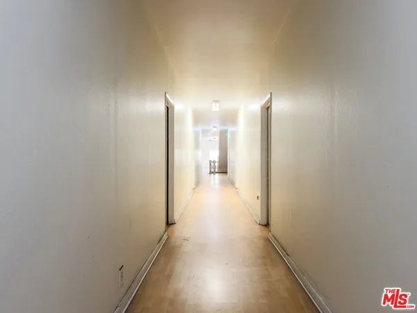 $1,600 | 504 South Rampart Boulevard, Unit 26, Los Angeles, CA 90057