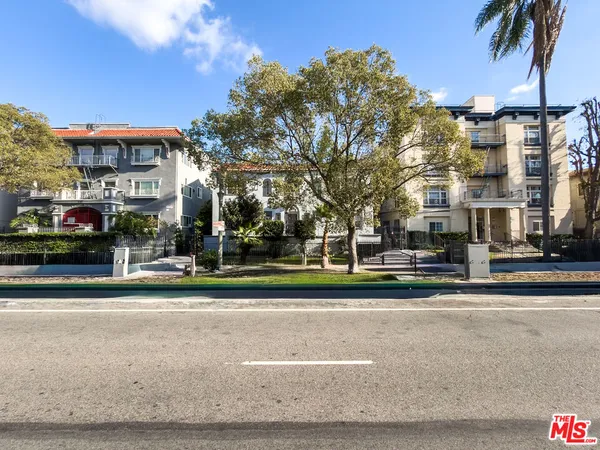 $1,600 | 504 South Rampart Boulevard, Unit 26, Los Angeles, CA 90057