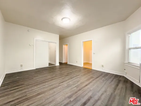 $1,600 | 504 South Rampart Boulevard, Unit 26, Los Angeles, CA 90057