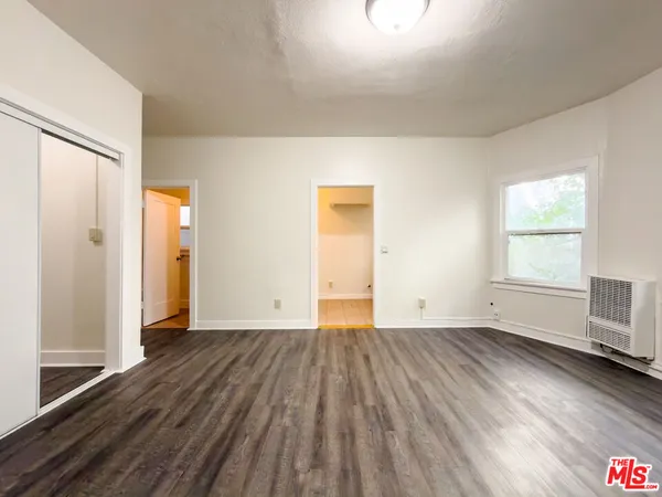 $1,600 | 504 South Rampart Boulevard, Unit 26, Los Angeles, CA 90057