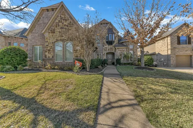 $839,900 | 8013 Camino Drive, North Richland Hills, TX 76182
