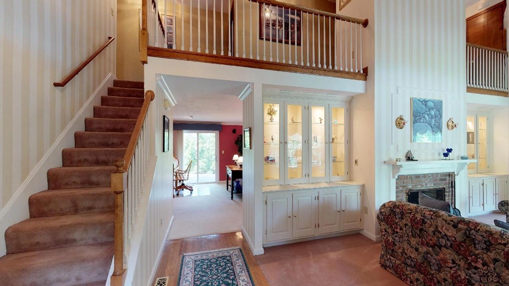 1 Grace Road Danvers, MA 01923 - Photo 4 of 30 Gallery Image 4