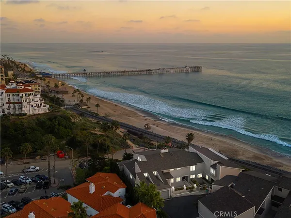 $1,999,000 | 255 West Marquita, Unit F, San Clemente, CA 92672