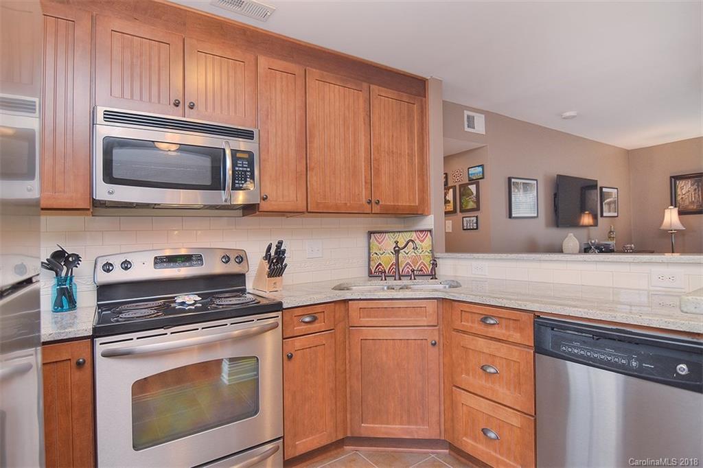 4915 Park Road, Unit F Charlotte, NC 28209 - Photo 8 of 23 Gallery Image 8