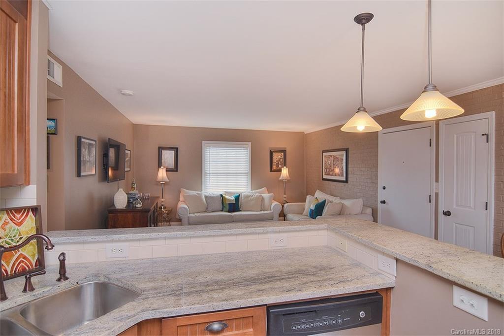 4915 Park Road, Unit F Charlotte, NC 28209 - Photo 10 of 23 Gallery Image 10