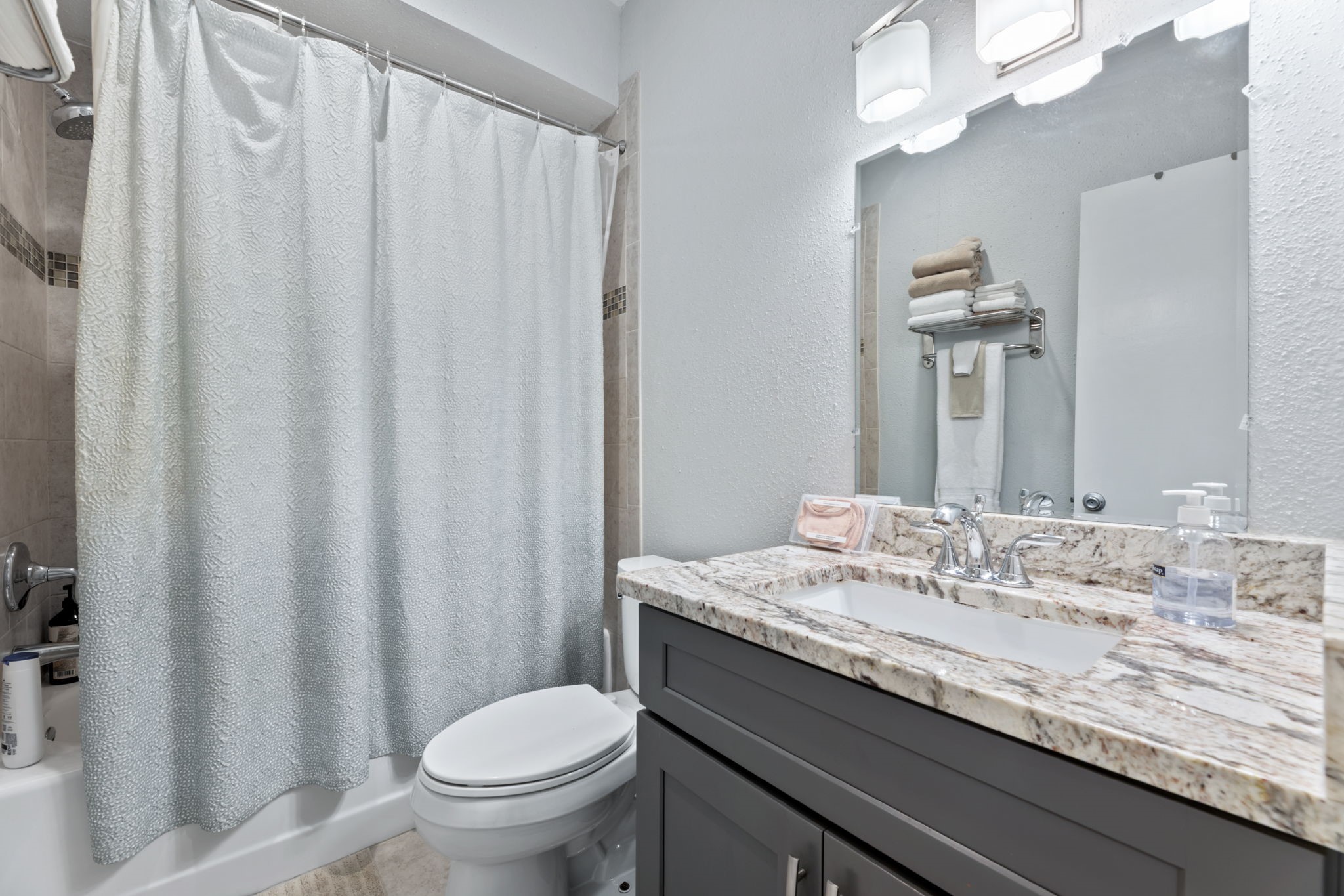 412 Drew Street, Unit 3 Houston, TX 77006 - Photo 10 of 25