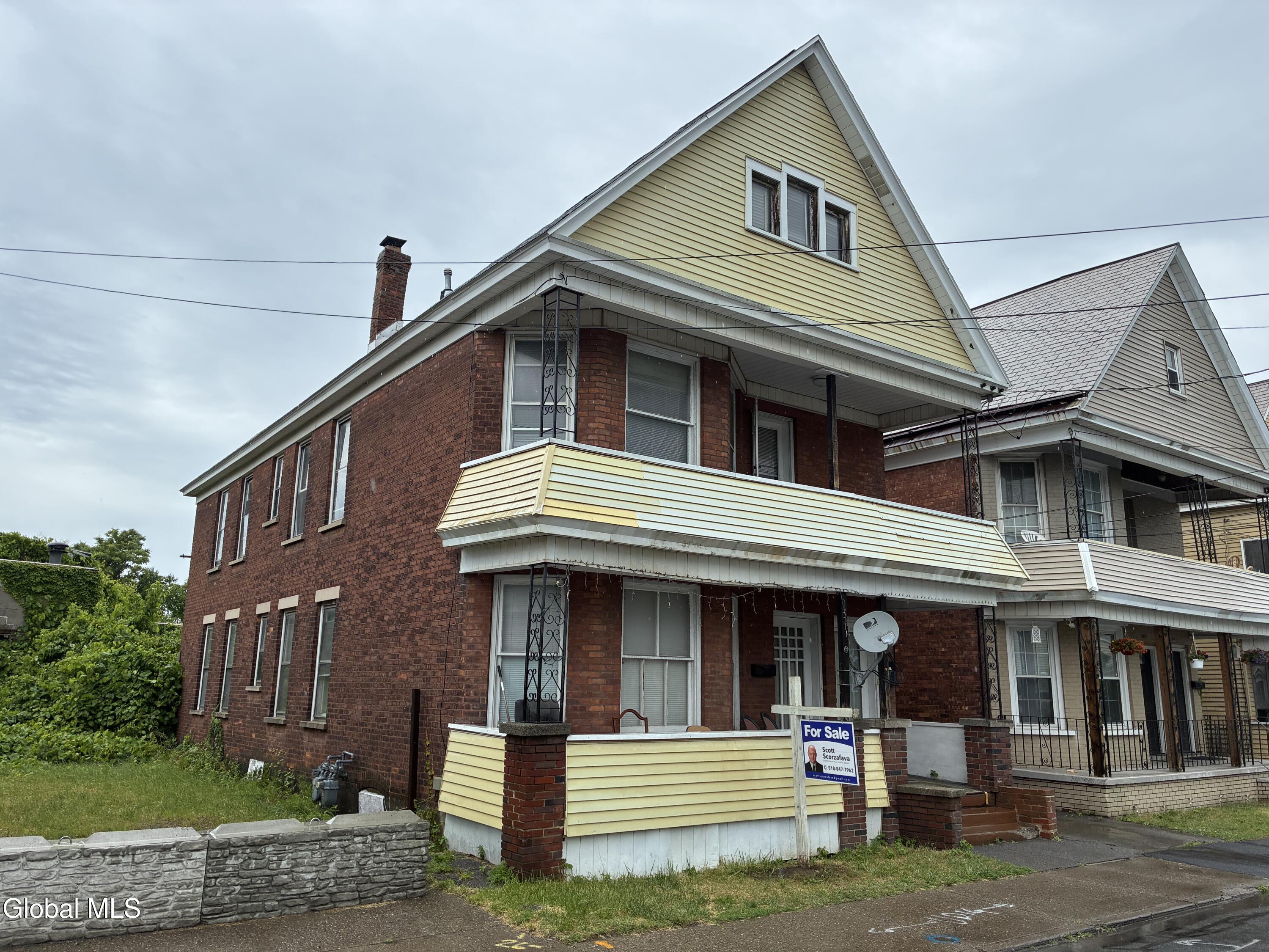 987 Main Avenue Schenectady, NY 12303 - Photo 2 of 18 IMG_7616