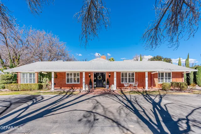 $952,450 | 709 Cervantes Court, El Paso, TX 79922