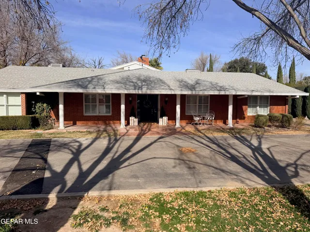 $952,450 | 709 Cervantes Court, El Paso, TX 79922